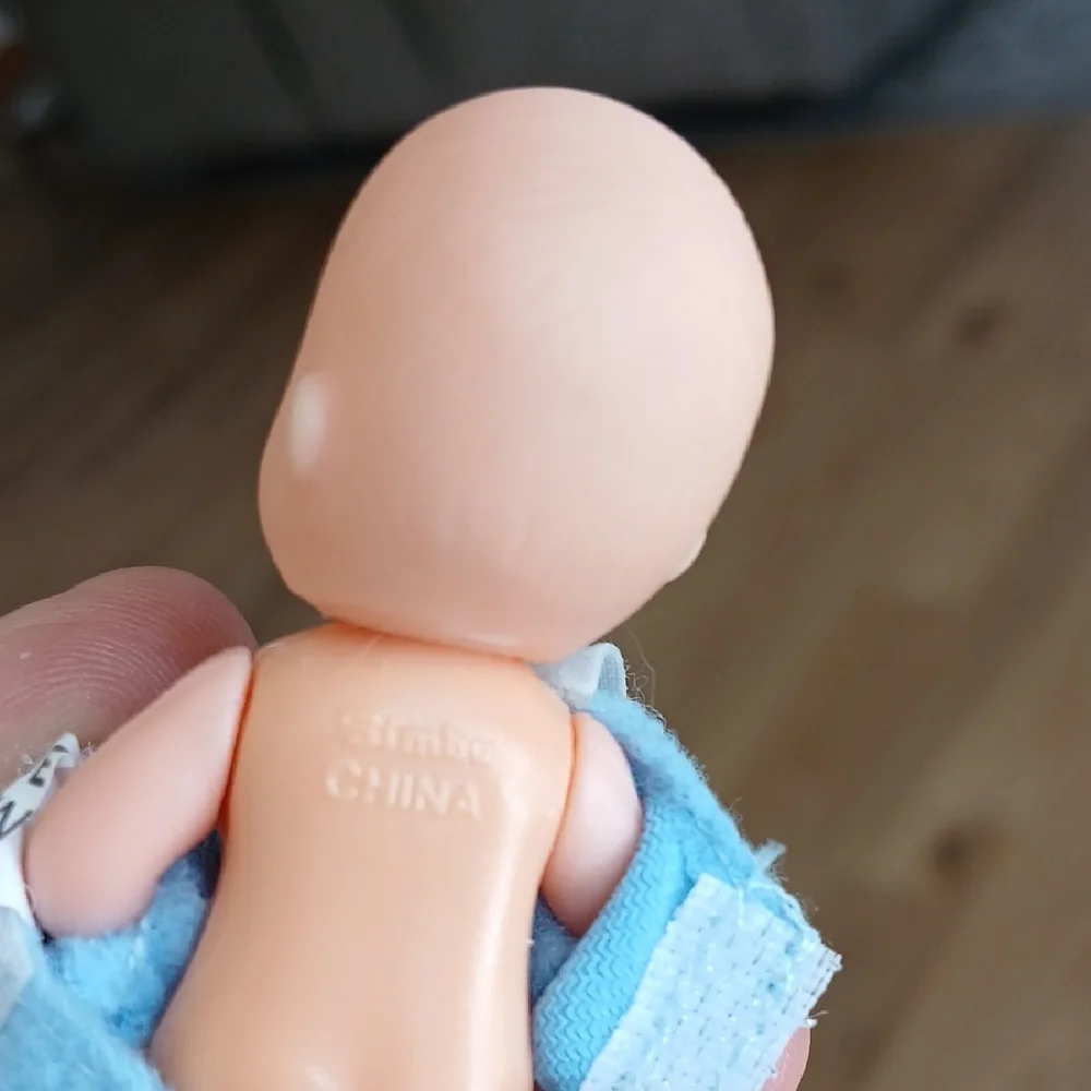 2 VTG Simbu Mini Jointed Baby Dolls with Walker